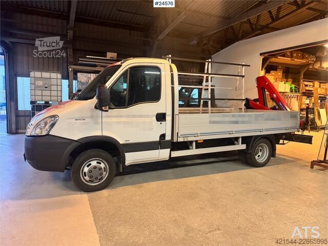 Trailer til platform Iveco 50C18 Flatbed Truck with Rear-Mounted HMF Crane –