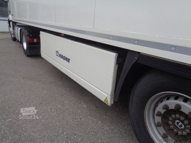Chladený náves KRONE SD Carrier Doppelstock Trennwand Liftachse