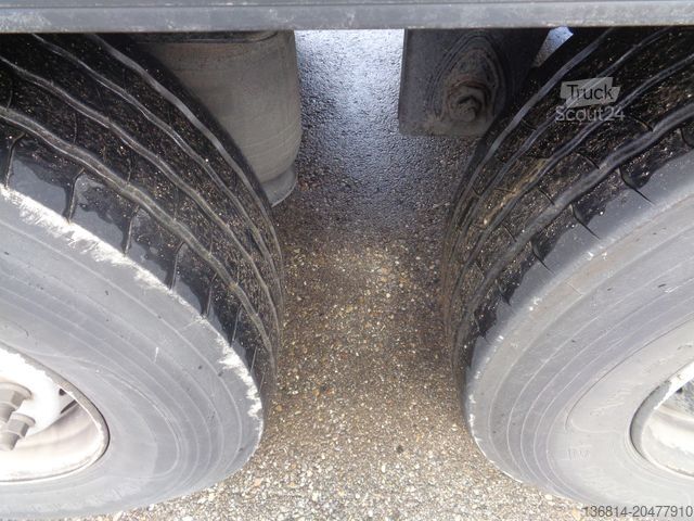 Rashladna poluprikolica KRONE SD Carrier Trennwand Liftachse Doppelstock