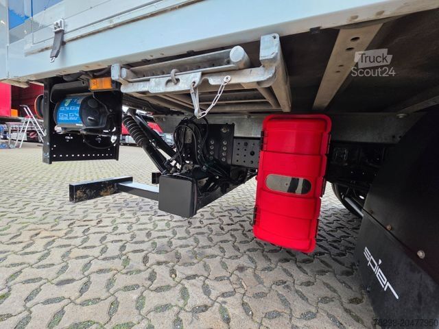 Skriňová dodávka FUSO Canter 9C18 / Ladebordwand / 3 Sitzen