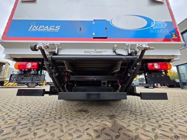 Skriňová dodávka FUSO Canter 9C18 / Ladebordwand / 3 Sitzen