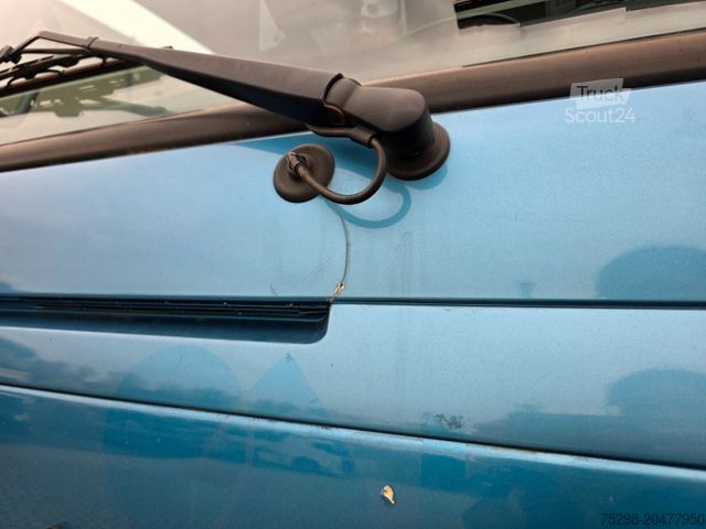 Skriňová dodávka FUSO Canter 9C18 / Ladebordwand / 3 Sitzen