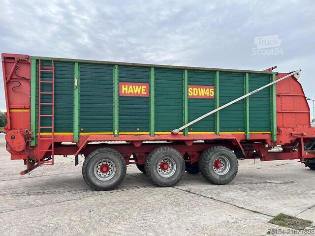 Vagón cargador HAWE Tridem SDW 45T, Heckentleerung, Silagewagen