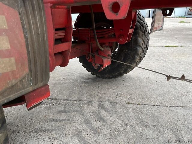 Vagón cargador HAWE Tridem SDW 45T, Heckentleerung, Silagewagen