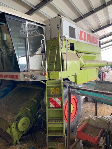 Mietitrebbia CLAAS Commandor 228