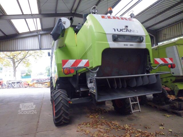 Mietitrebbia CLAAS Tucano 320