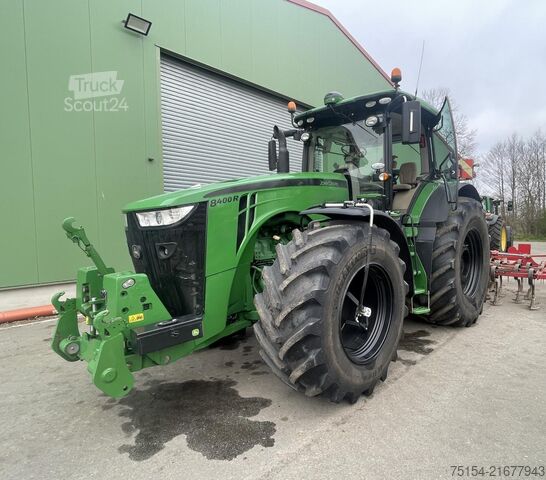 Tractor John Deere 8400 R e23