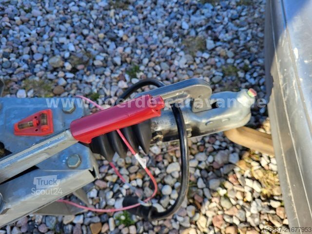 Caravana CHATEAU La Car 330 zwei Sitzgruppen - Nr. 95  (6)