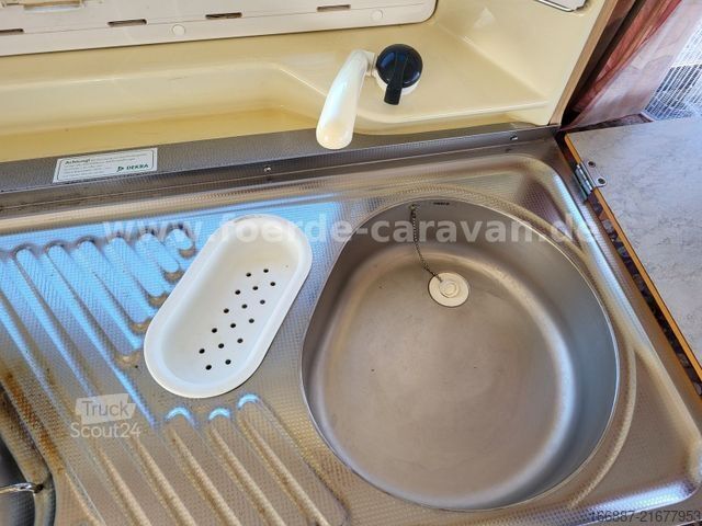 Caravana CHATEAU La Car 330 zwei Sitzgruppen - Nr. 95  (6)