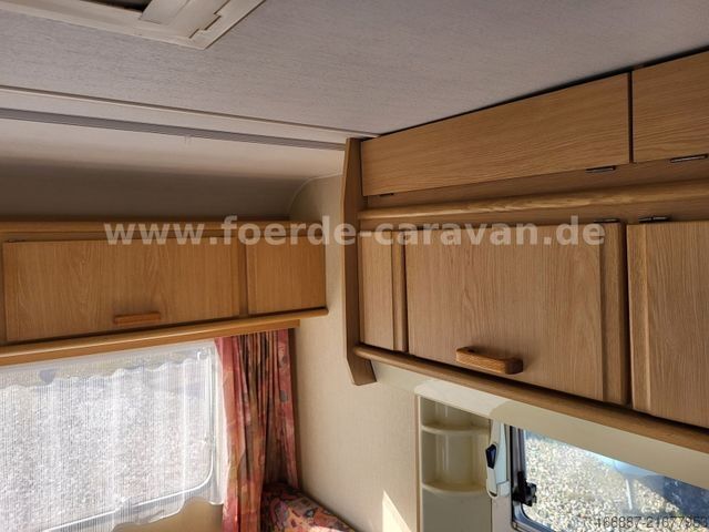 Caravana CHATEAU La Car 330 zwei Sitzgruppen - Nr. 95  (6)