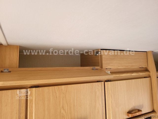 Caravana CHATEAU La Car 330 zwei Sitzgruppen - Nr. 95  (6)