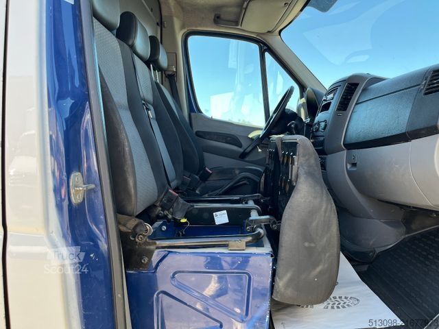 Furgoneta VOLKSWAGEN CRAFTER 2,0 TDI HECKANTRIEB TEMPOMAT KLIMA AHK