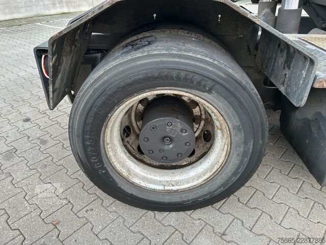 Standard-SZM Terberg YT 182 / Cummins / Allison / 2008 / Terminal Tr...