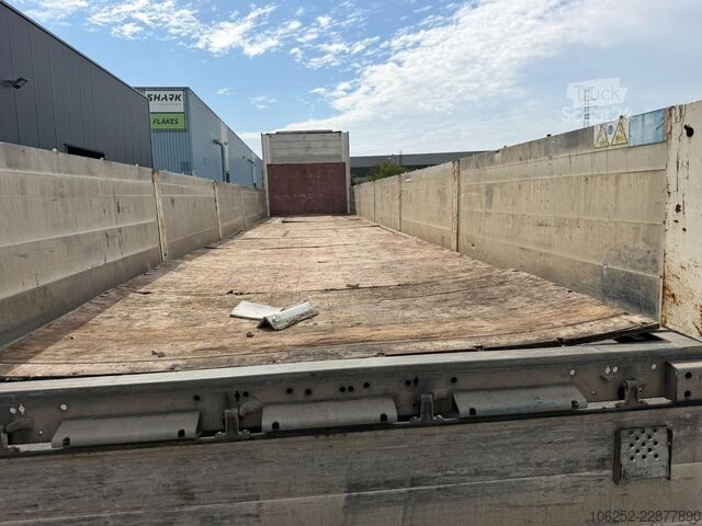 Platform trailer Schmitz Cargobull SCB*S3T - 3 AS PLATEAU + ALU ZIJBORDEN / PLATEA...
