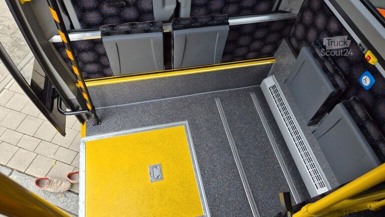 Stadtbus IVECO Daily Heckniederflur Elektro City Sprinter alt.