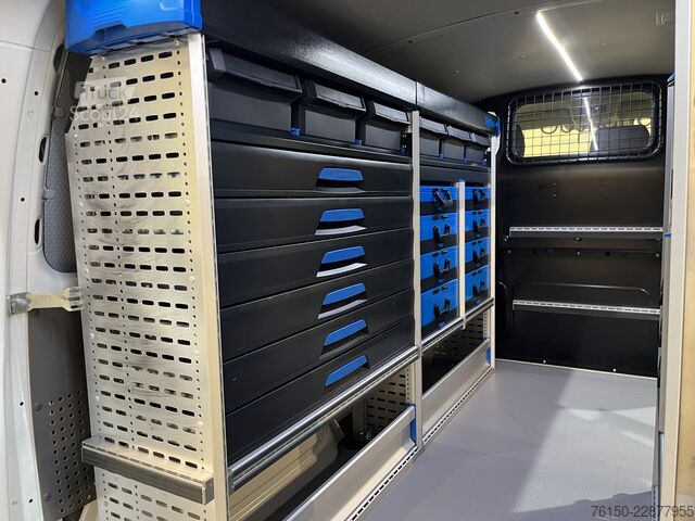 Dobozos furgon VW Transporter 2.0 TDI L1H1 150 PK Servicebus / So...