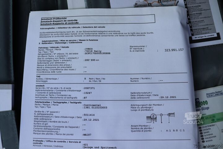 Samochód dostawczy z plandeką Iveco Daily 70C18 HMF340 Kran mit Funk Fernbedienung