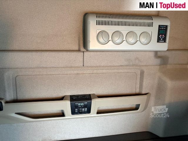 Camion de matières dangereuses MAN TGS 18.420 4X2 BLS-TS