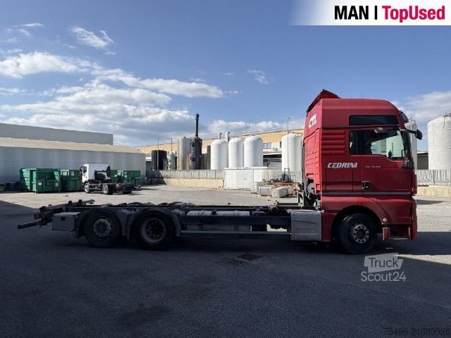 Camion porte-caisses amovibles MAN TGX 26.460 6X2-2 LL