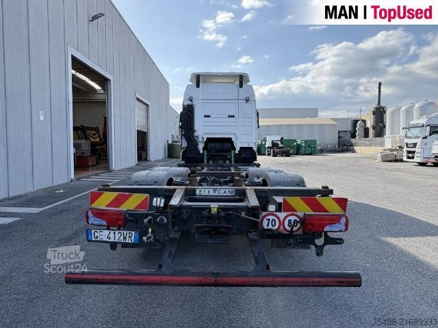 Camion porte-caisses amovibles MAN TGX 26.470 6x2-4 LL CH