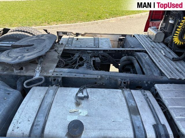 Camion de matières dangereuses MAN TGX 18.470 4X2 BLS