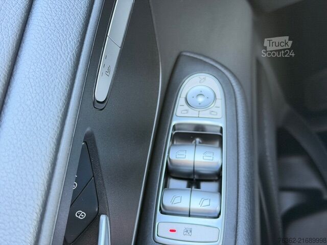 Microbuz Mercedes-Benz V 300 EDITION 4MATIC Kompakt 7Sitzer 2xK