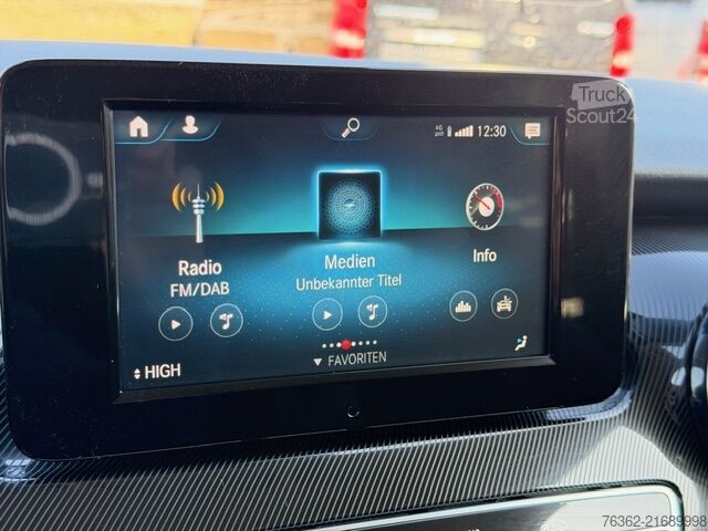 Microbuz Mercedes-Benz V 300 EDITION 4MATIC Kompakt 7Sitzer 2xK