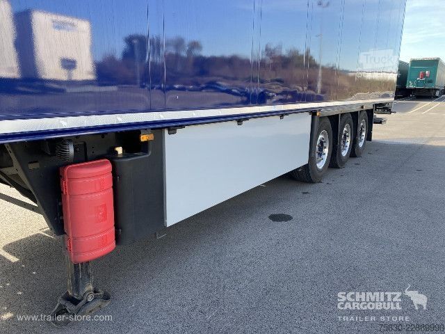 Semi-reboque frigorífico Schmitz Cargobull Semitrailer Reefer Standard Hayon