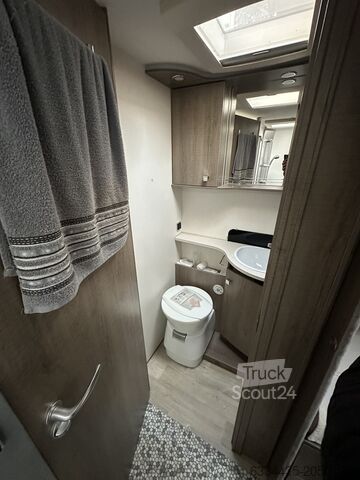 Semi-geïntegreerde camper FIAT Ducato Pilote