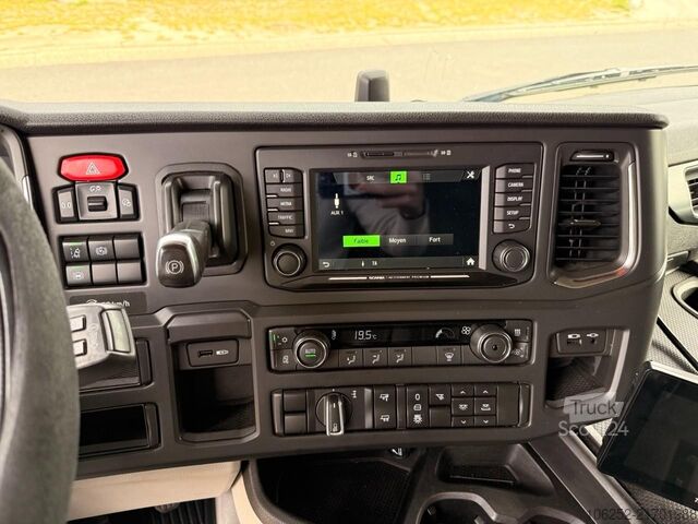 Tracteur standard Scania R450 2X TANK - SPOILERS + SIDESKIRTS - LEATHER