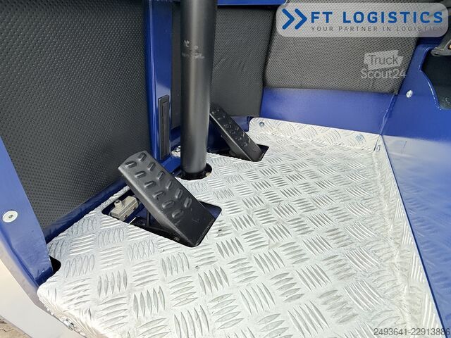  Combilift C4000 GAS TRIPLEX 5550 POSITIONER CABIN