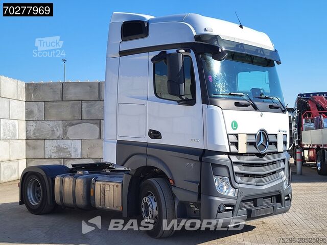 Standard-SZM Mercedes Actros 1851 Actros 4X2 BigSpace 2xTanks Euro 6