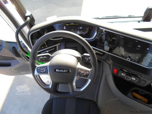 Autocarro con pianale e telone DAF XF 480 FAN 6x2 - CENTINA 24 EPAL