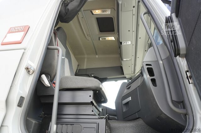 φορτηγό μεταφοράς ξυλείας Renault K520 DE13 6x6 / 80 tho. km! / 78 t