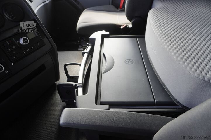 Δασοκομικό φορτηγό με γερανό Renault VP K520 6x4 Medium / Tajfun LIV 120 K