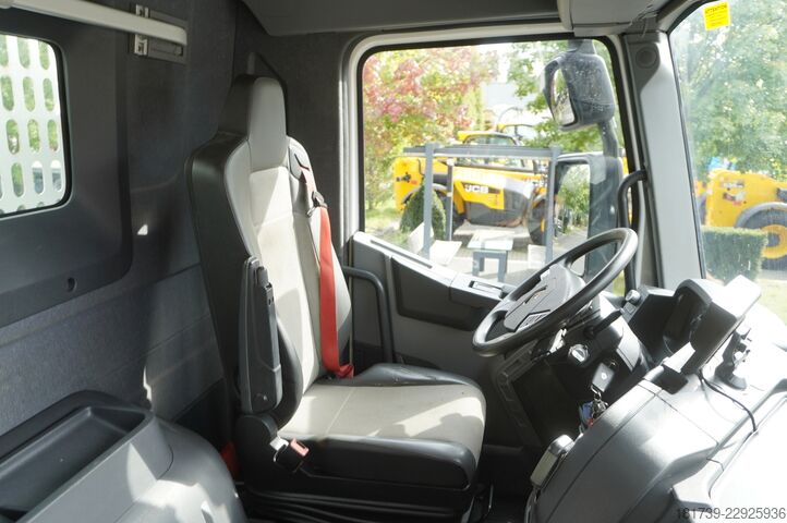 Платформа с краном Renault C380 DTI 11 6x4 / Fassi F235A.0.24 E