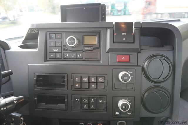 Πλατφόρμα με γερανό Renault C380 Comfort 6x4 / Atlas 172.3E crane