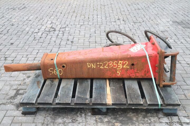 Smalcinātājs RAMMER HAMMER | S60 | HYDRAULIC BREAKER