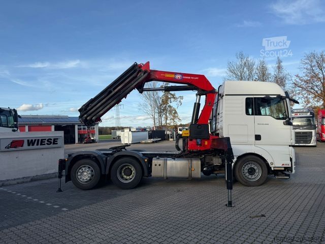 Camion poids lourd MAN TGX 26.440 6x2 mit HMF 3000-K5 Kran Top Zustand
