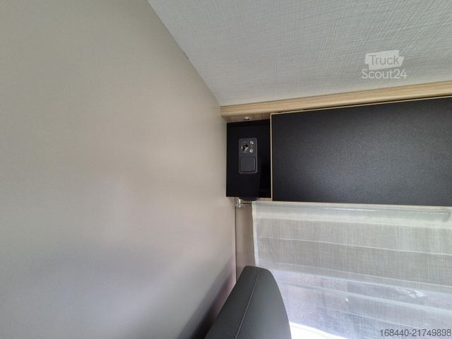 Kastenwagen Wohnmobil / Campervan CHAUSSON Van Sport Line V697 Automatik/Winter/Solar