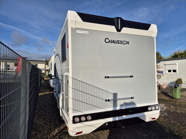 Pusiau integruotas kemperis CHAUSSON 627 Titanium Line Arctic/Hubbett/5 Gurtplätze