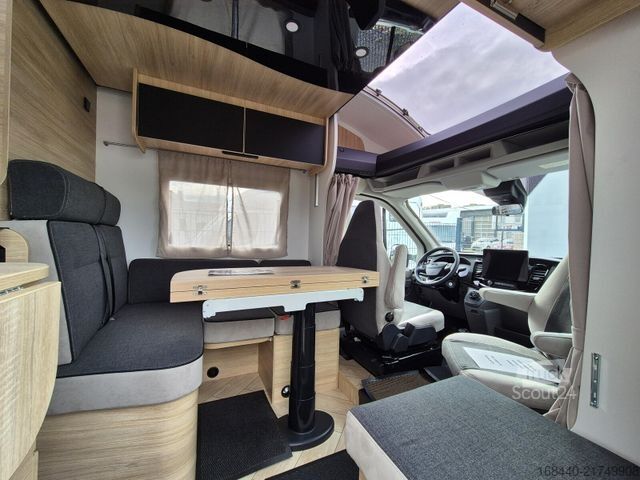 Pusiau integruotas kemperis CHAUSSON 627 Titanium Line Arctic/Hubbett/5 Gurtplätze