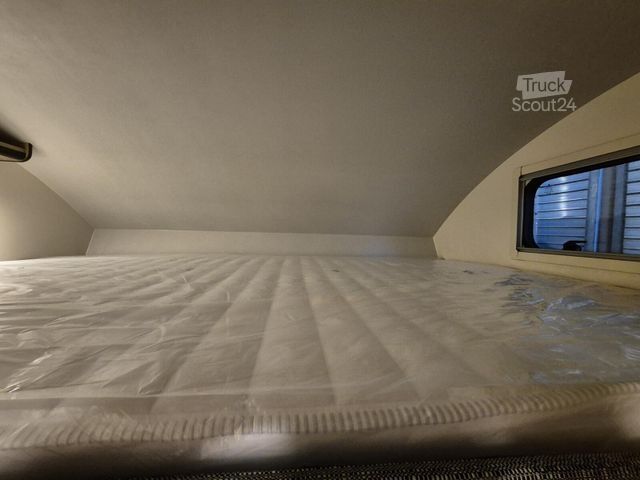 Capucine RIMOR Kilig 5 6 Gurtplätze/Automatik/4100kg/Solar