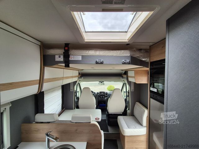 Autorulotă semi-integrată DETHLEFFS Just Camp T 7052 DBM Automatik / 5. Gurtplatz