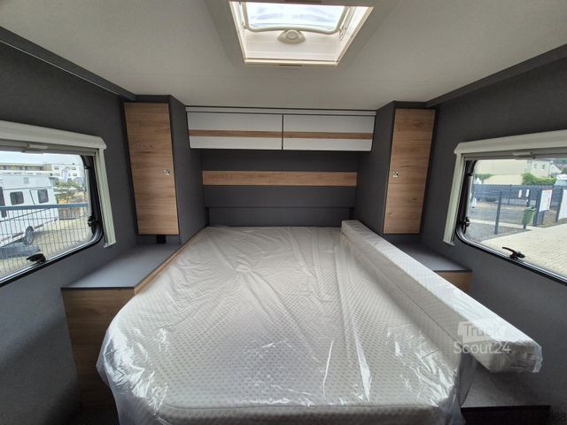 Autorulotă semi-integrată DETHLEFFS Just Camp T 7052 DBM Automatik / 5. Gurtplatz