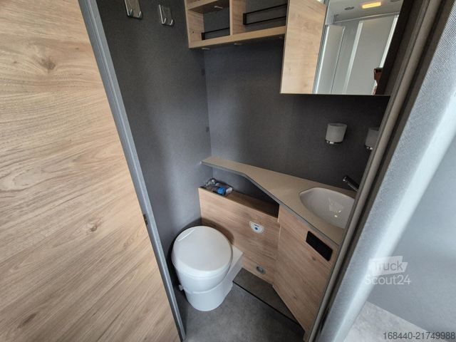 Autorulotă semi-integrată DETHLEFFS Just Camp T 7052 DBM Automatik / 5. Gurtplatz