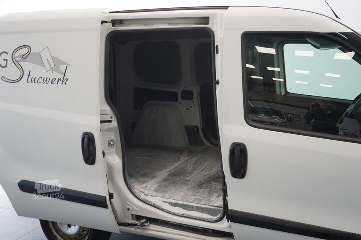 Carrinha de tejadilho alto Opel Combo 1.3 CDTi - Airco - Cruise - Trekhaak - €2...