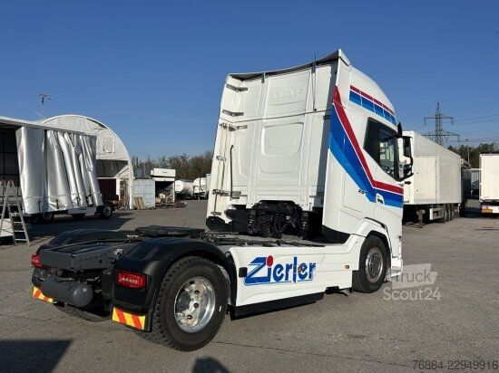 Standardni tegljač DAF XG+ 530FT, RETARDER,   EURO6, STANDKLIMA, LEDER, FERNSEHER, KAFFEEMASCHINE