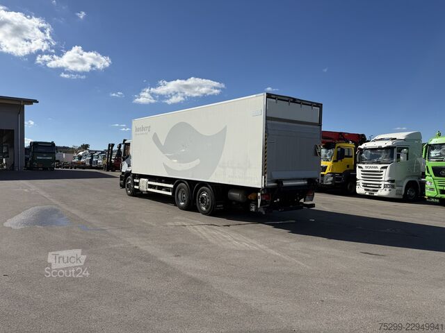 Iveco 260S40 6x2*4 ізотермічний фургон з холодильним агрегатом Carrier Iveco 260S40 6x2*4 Carrier 1050