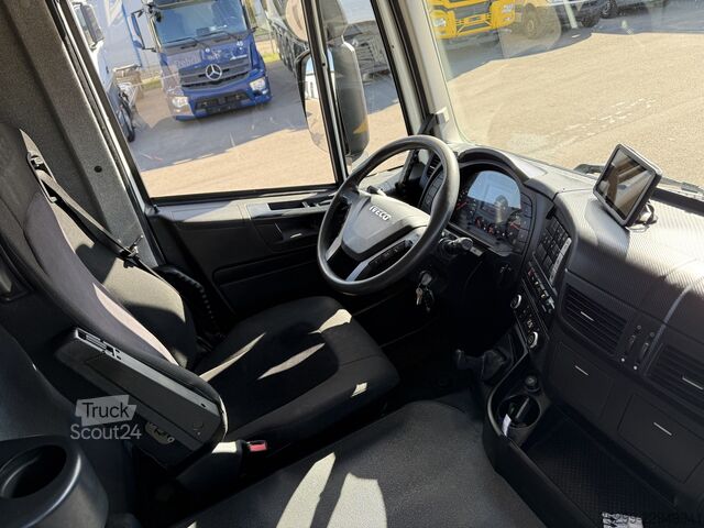 Iveco 260S40 6x2*4 ізотермічний фургон з холодильним агрегатом Carrier Iveco 260S40 6x2*4 Carrier 1050